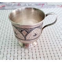 Чашка, кружка серебро 875 голова в кокошнике крупная 104,3 г.