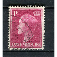 Люксембург - 1948/1951 - Великая герцогиня Люксембургская Шарлотта 1Fr - [Mi.449] - 1 марка. Гашеная.  (Лот 51Hk)-T41P35