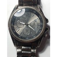 Кварцевые часы ПЛАМЯ . С рубля