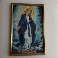 Винтажная вышивка  мелким  крестиком." Мадонна" Католицизм .46х31 см.