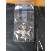 Крест Вир Тути МилиТари 5-ой степени Польша.