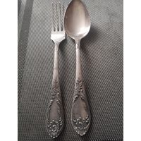 Красивая мельхиоровая пара.