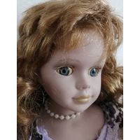 Кукла фарфоровая 40 см