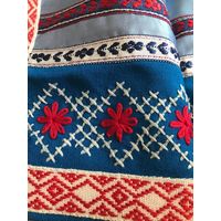 Танцевальный передник БССР 70-х: ручная вышивка (шерсть, вискоза)