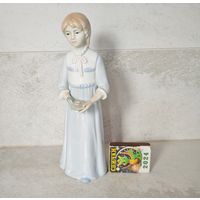 Статуэтка девочка в ремонт