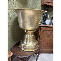 Церковное утварь. Старинная Латунная купель для крещения
