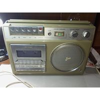Магнитофон Электроника  302 - 2  . 1987 года . Made in USSR . Экспортный вариант .