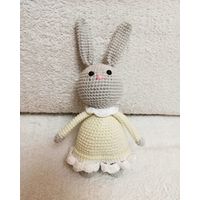 Заинька в платьице Плюшевая вязаная мягкая игрушка амигуруми заяц интерьер ручная работа handmade кукла