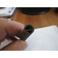 Специальный ключ.