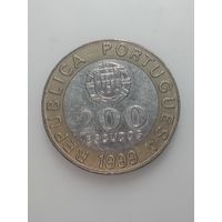 Португалия 200 эскудо 1999 года .