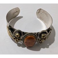 Винтажный браслет с натуральным янтарем