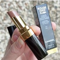 Помада Chanel Rouge Coco Flash в оттенке 54 Boy