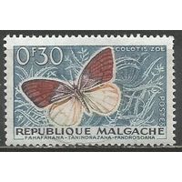 Республика Мадагаскар. Бабочка Белянка. 1960г. Mi#445.