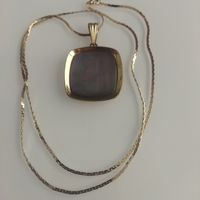 Крупный кулон со вставкой гелиотиса. Винтаж. Позолота. Пфорцхайм. Клеймо. 74 см. ,2х2 см..