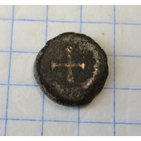 Древний Рим. Император Гонорий, 393-423 г.г. Нуммий. Первый христианский крест на римских монетах. Редкость.