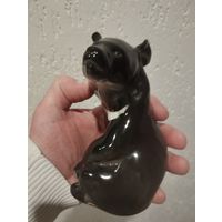 Статуэтка фарфоровая Гималайский медведь