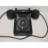 С рубля. Редкость. Настольный Телефонный аппарат "Багта МБ-50". Имеет индуктор вместо дискового номеронабирателя. VEF - Рига. Карболитовый корпус. Ретро времен СССР 1950-е.