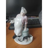 Статуэтка "повар и кот" ( а Васька слушает да ест)