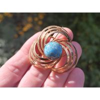 Старая брошь
