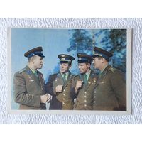 Открытка "Лётчики- космонавты СССР",1963г.-чистая