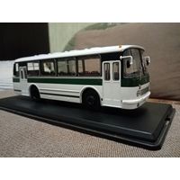 Автобус ЛаЗ-695Р. Сова.