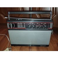 Приемник Vef 214 включается работает ловит современные волны