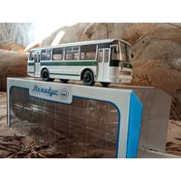 Автобус ЛаЗ-695Р. Сова.