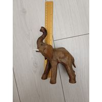 Слон из натуральной кожи