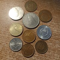 Монеты Венгрии и Болгарии. Цена за все.