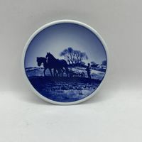 Миниатюрная сувенирная тарелка Royal Copenhagen. Дания. 3575