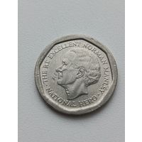 Ямайка. 5 долларов 1994 года. (4)