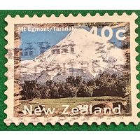Новая Зеландия 1996. Заснеженный пик горы Таранаки