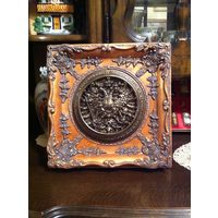 - Барельеф Герб Австро-Венгрии из серии реплики мировых шедевров