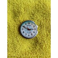 Часы ВОСТОК "Юношеские" механизм к часам, рабочий.