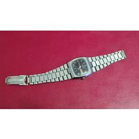 Часы Слава (танк)