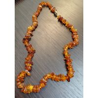 Винтажные бузы из натурального янтаря разного размера на нитке с застежкой 26 см