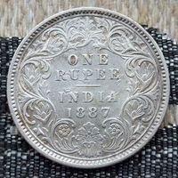 Британская Индия 1 рупия 1887 года. Королева Виктория. Серебро. Сторгуй за свою цену, предложи обмен!  Y