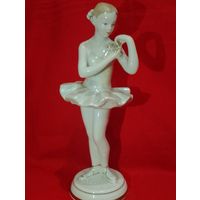 Балерина с цветком, Вербилки, Фарфор,в Люксе!!!не частая в сохране статуэтка, без Минимальной цены