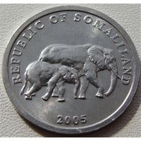 Сомалиленд. 5 шиллингов 2005 год  КМ#19  "Слон и слоненок"