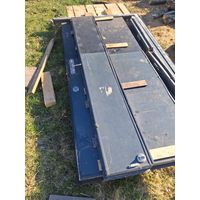 Дверь б/у,двухстворчатые