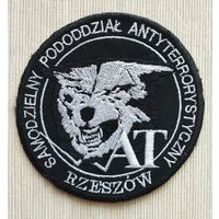 Шеврон 103-3, Польша