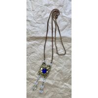 Кулон на цепочке. Колье