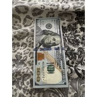 Купюра 100 долларов со звездочкой