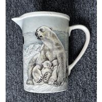 Кружка, кувшин, ёмкость для воды? Живопись. Белые медведи. Медведица с медвежатами. Клеймо ЛФЗ. Подписано Ризнич.