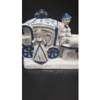 Фарфоровая статуэтка - Карета. Без утрат. 14x10см