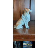 Фарфоровая статуэтка