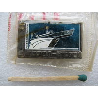 Значок. Новороссийск. Памятник "Героическим морякам-черноморцам". керамическая вставка