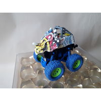 Машинка игрушка (2)