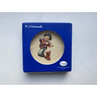Тарелочка мини Hummel, Goebel, Германия.