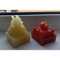 Две статуэтки в виде дракона и печати (текст не переводил). Камбоджи для Англии, из коллекции.